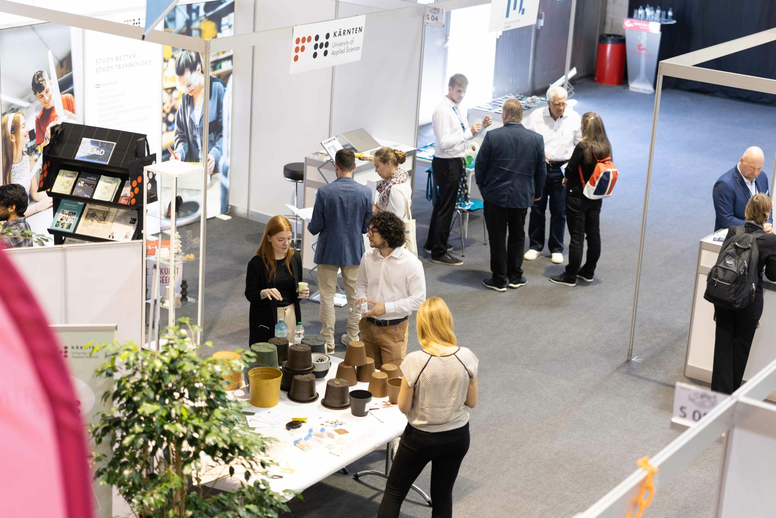 Stand der FH Kärnten beim CIRPLEX 2025