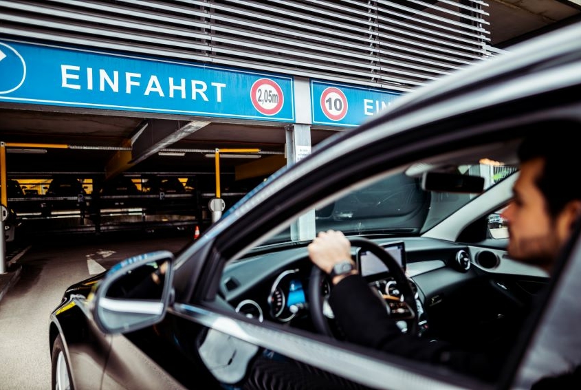 Einfahrtshöhe beim Parkplatz der Klagenfurter Messe